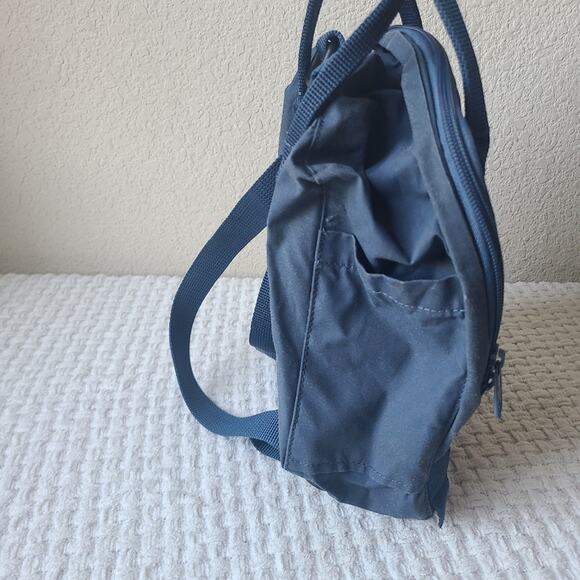 Fjallraven Kanken Blue Backpack - Picture 2 of 9